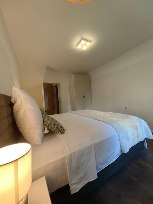 New 1 Bedroom Near Center And Beach Split Zewnętrze zdjęcie