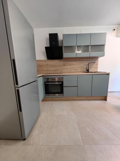 New 1 Bedroom Near Center And Beach Split Zewnętrze zdjęcie